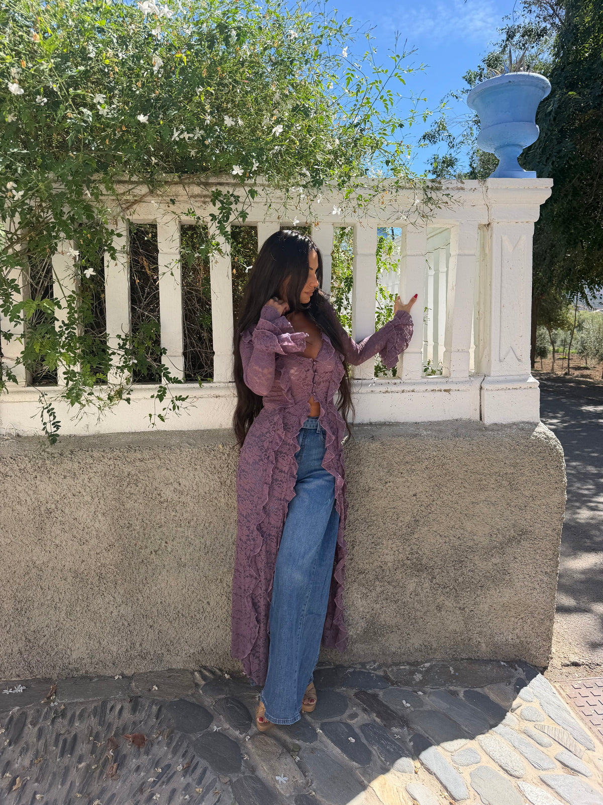 Kimono de encaje morado