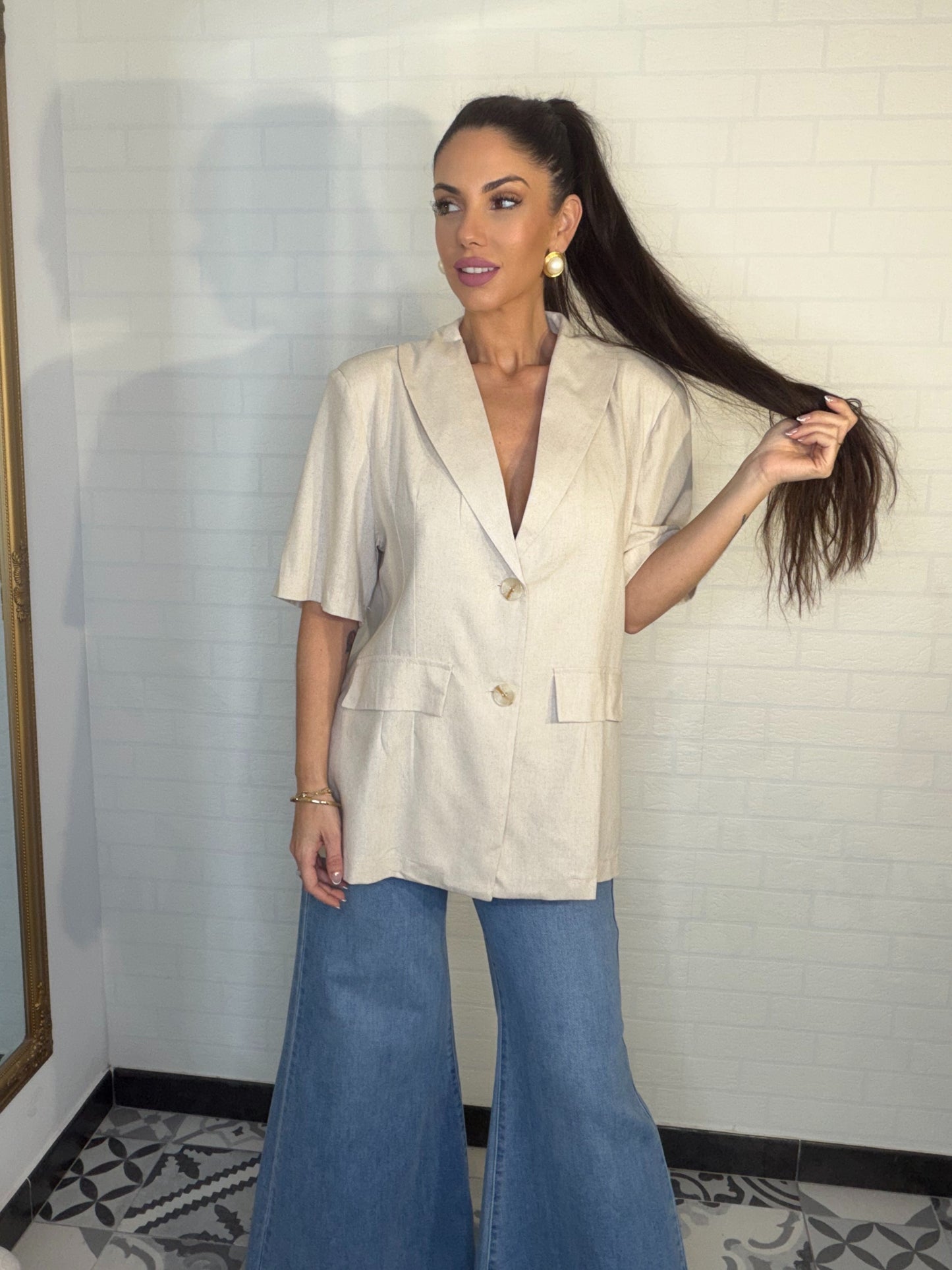 Blazer oversize y hombrera de lino