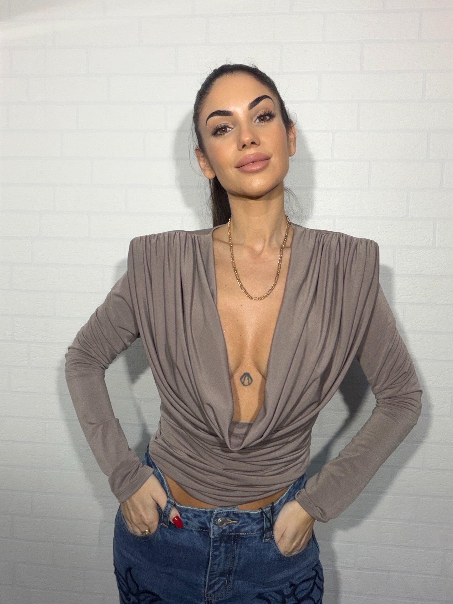 Top velvet esencia leal