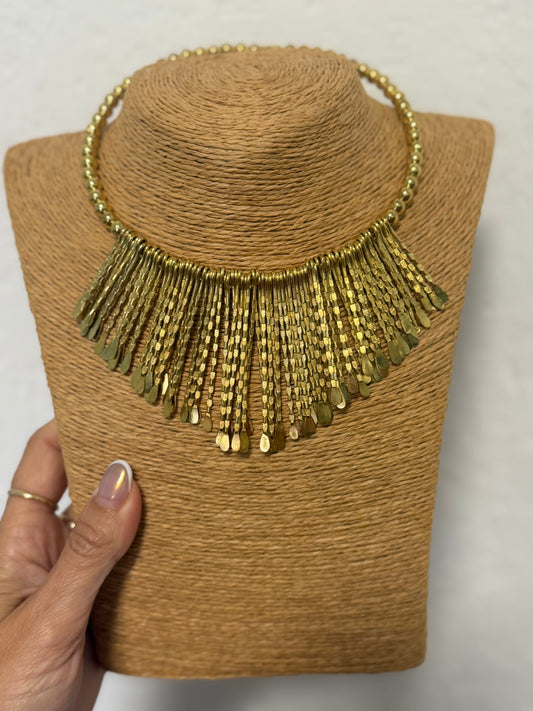 Choker rígido África